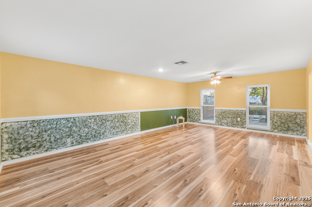 Image 8 of 46 For 6611 Cades