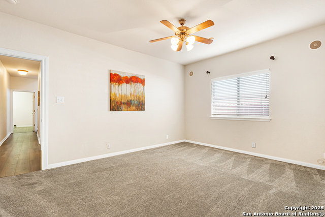 Image 14 of 25 For 922 Serene Meadows