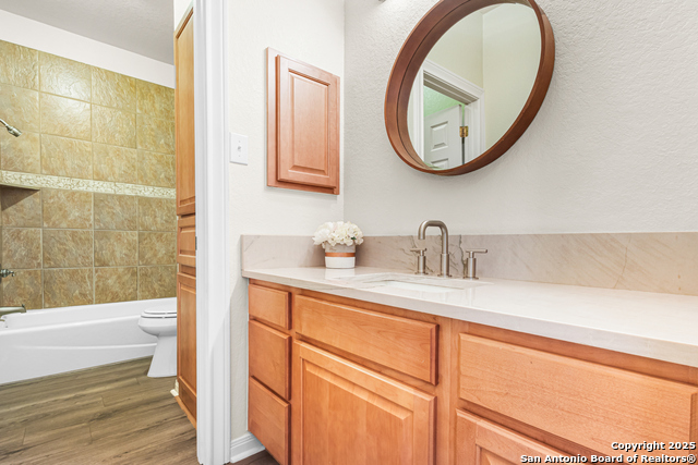 Image 15 of 25 For 922 Serene Meadows