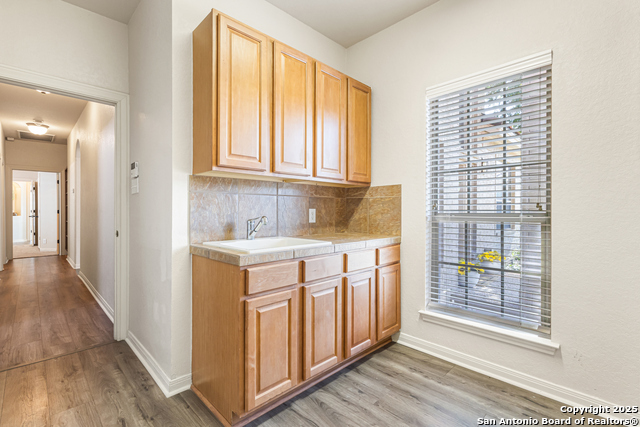 Image 21 of 25 For 922 Serene Meadows