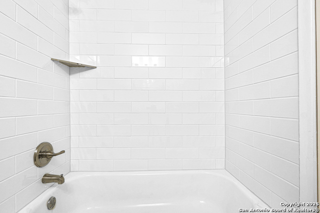 Image 12 of 20 For 130 Croesus  