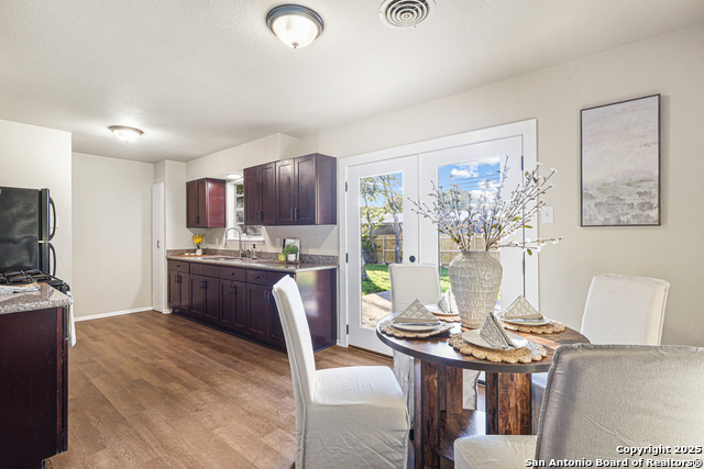 Image 7 of 20 For 130 Croesus  