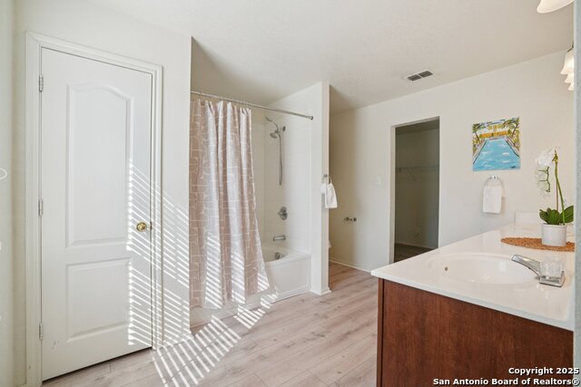 Image 24 of 32 For 4726 Appaloosa Run