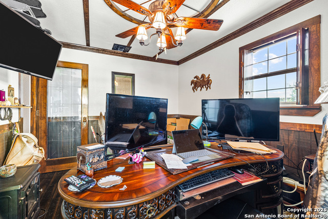 Image 28 of 64 For 425 Old Pleasanton