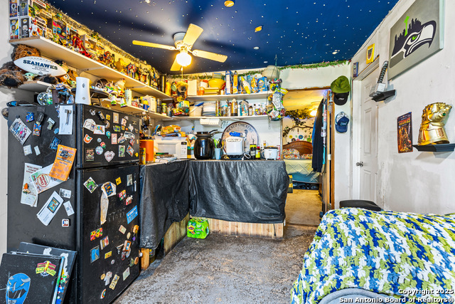 Image 41 of 64 For 425 Old Pleasanton