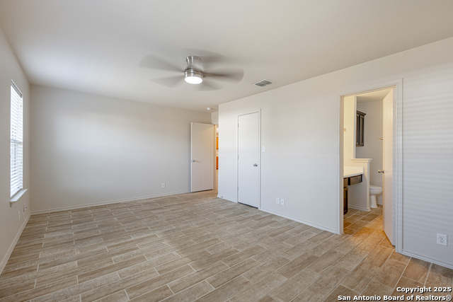 Image 22 of 30 For 8451 Blackstone Cove