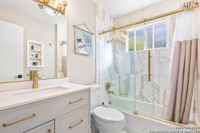 Listing photo id 8 for 7339 Shady Hollow