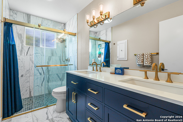 Listing photo id 10 for 7339 Shady Hollow