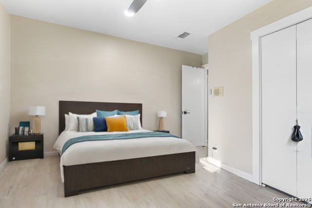 Listing photo id 11 for 7339 Shady Hollow