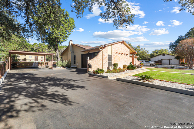 Listing photo id 13 for 7339 Shady Hollow