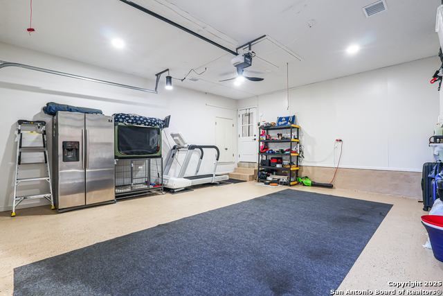 Listing photo id 14 for 7339 Shady Hollow