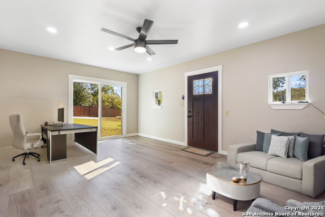 Listing photo id 16 for 7339 Shady Hollow