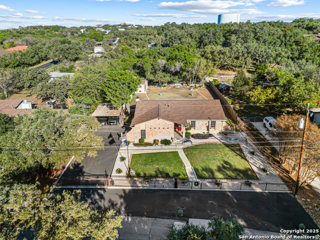 Listing photo id 18 for 7339 Shady Hollow