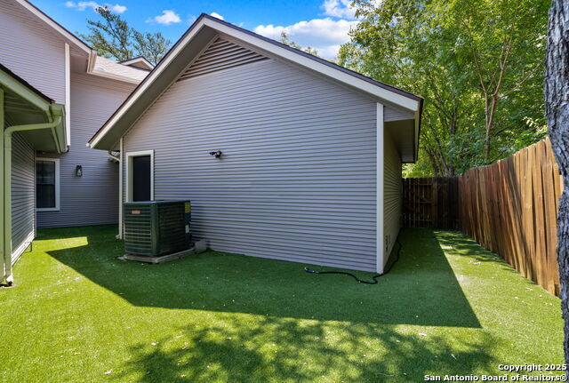 Image 24 of 27 For 1130 River Vista W