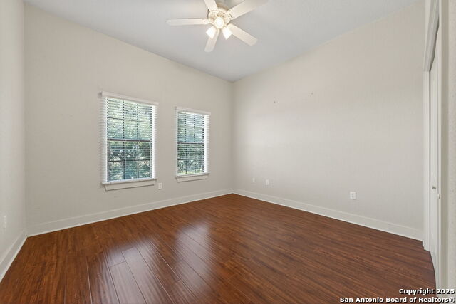 Image 28 of 42 For 905 Cypress Pass