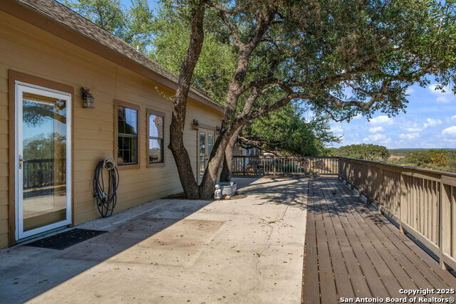 Image 30 of 42 For 905 Cypress Pass