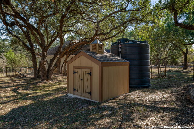 Image 37 of 42 For 905 Cypress Pass