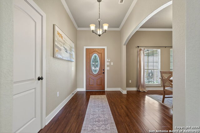 Image 5 of 42 For 905 Cypress Pass