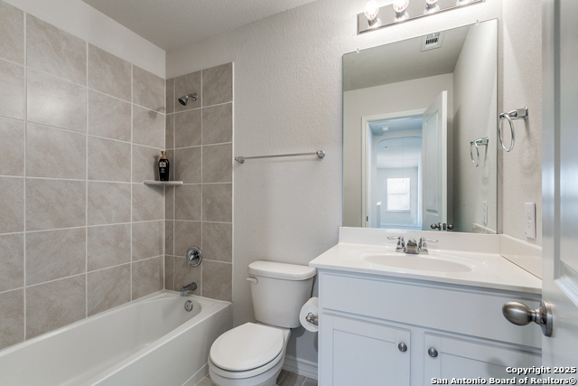 Image 16 of 25 For 4843 Closed Grip