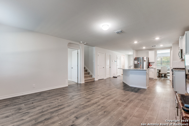 Image 6 of 25 For 4843 Closed Grip