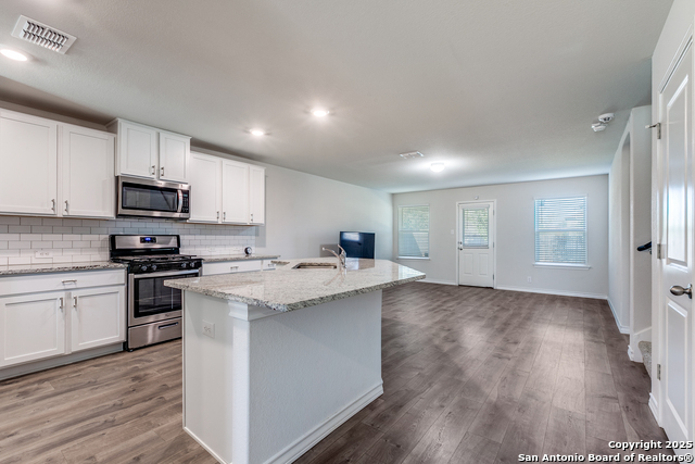 Image 9 of 25 For 4843 Closed Grip