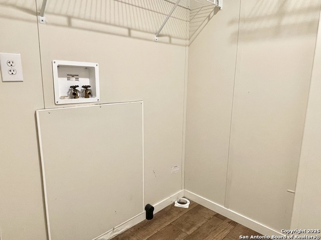 Image 23 of 32 For 7970 1st