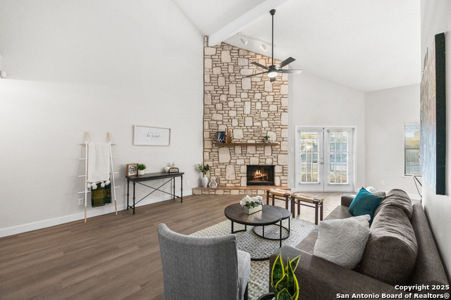 Image 6 of 27 For 8417 Echo Creek