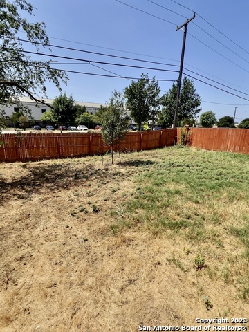 Image 16 of 16 For 7507 Vista Grove