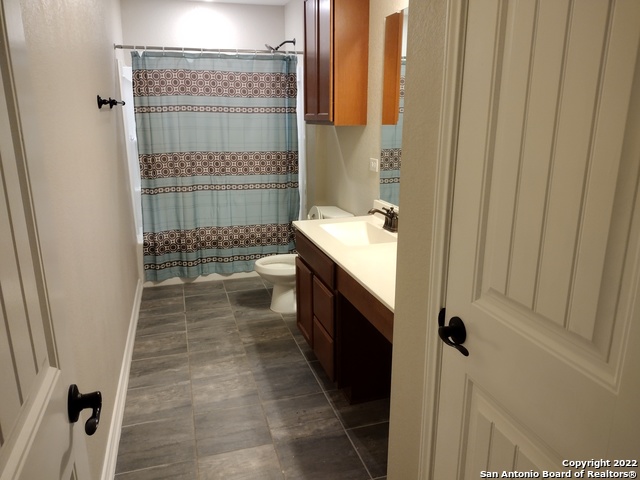 Image 28 of 35 For 11212 Hill Top Loop