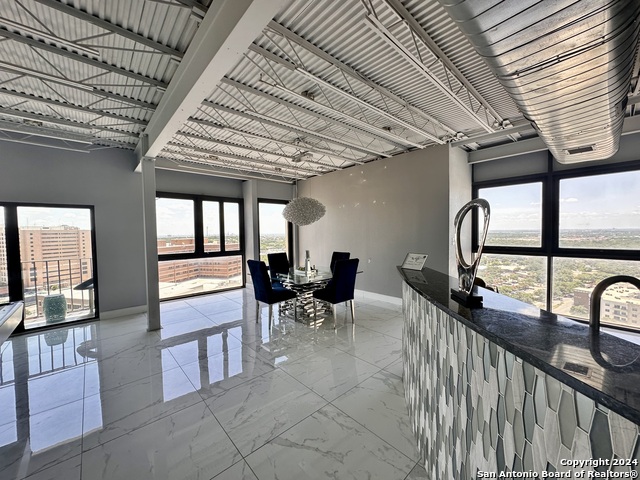 Image 2 of 36 For 7701 Wurzbach Rd 2301