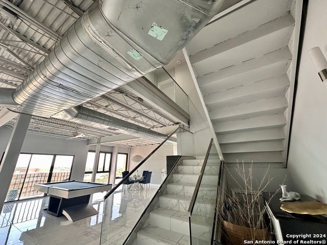 Image 8 of 36 For 7701 Wurzbach Rd 2301