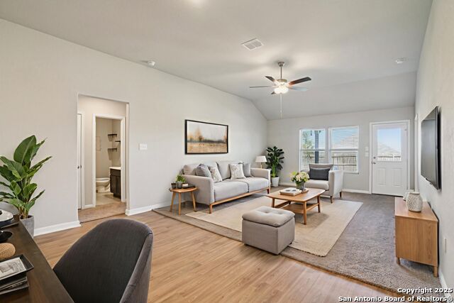 Image 11 of 35 For 7019 Vista Loop