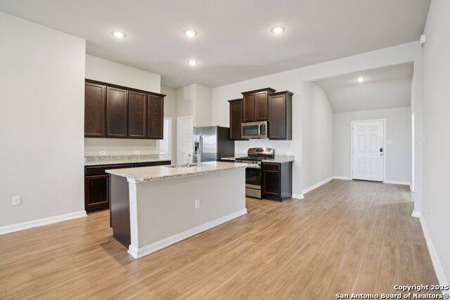 Image 9 of 35 For 7019 Vista Loop