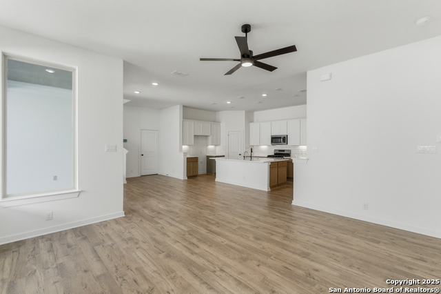 Image 20 of 35 For 9439 Hidden Stone