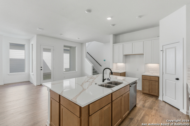 Image 22 of 35 For 9439 Hidden Stone