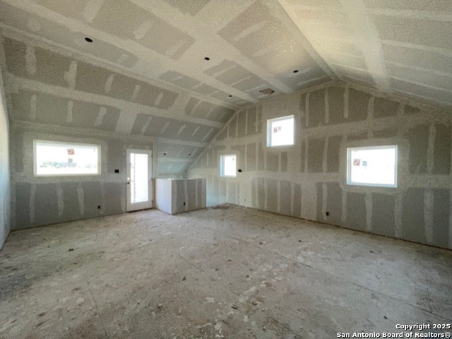 Image 8 of 35 For 9439 Hidden Stone