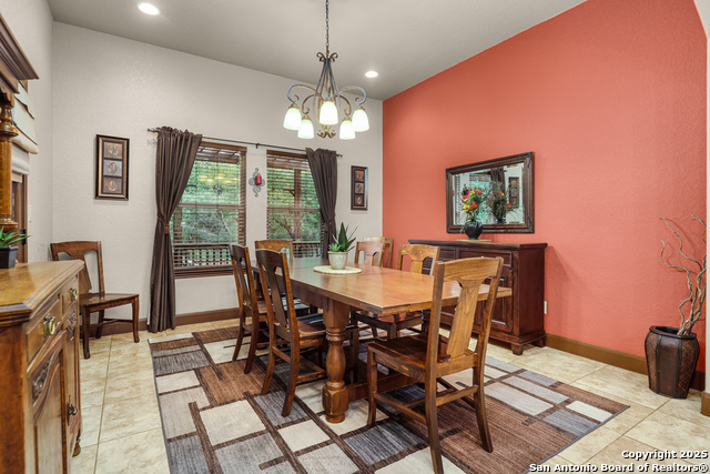 Image 12 of 30 For 2581 Otter