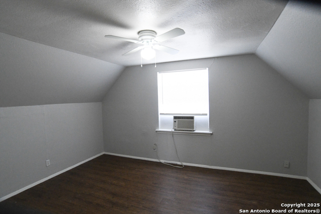 Image 12 of 16 For 4406 Sun Vista