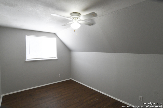 Image 13 of 16 For 4406 Sun Vista