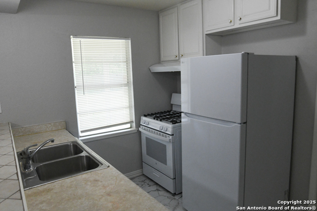 Image 4 of 16 For 4406 Sun Vista