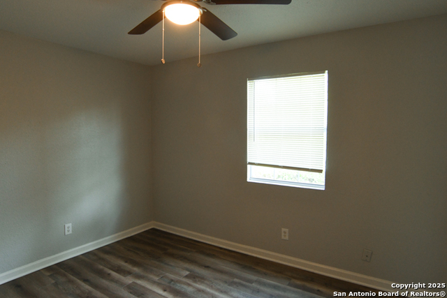 Image 9 of 15 For 126 Morrow St