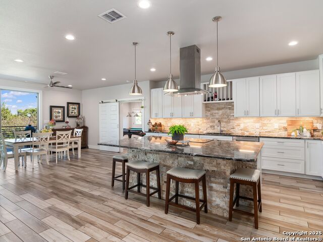 Image 14 of 62 For 2016 Big Spring