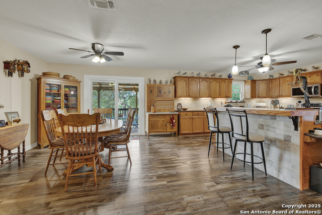 Image 13 of 32 For 911 Heritage