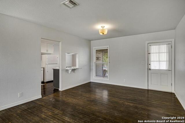 Image 7 of 40 For 539 Rittiman Rd