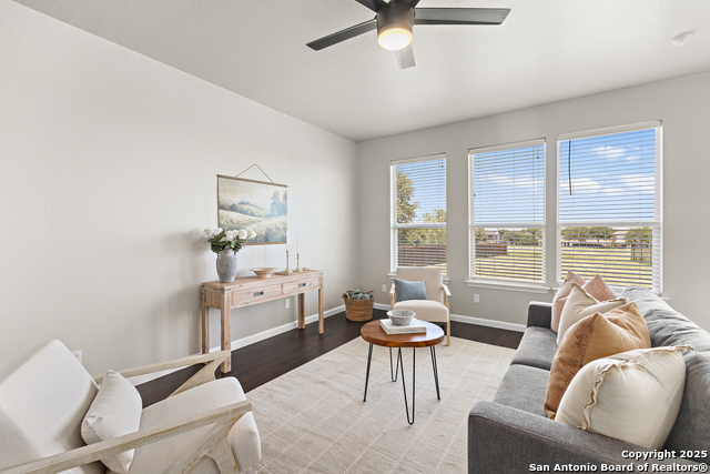 Image 14 of 33 For 3727 Columbia