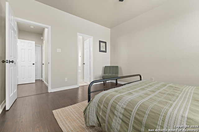 Image 18 of 33 For 3727 Columbia