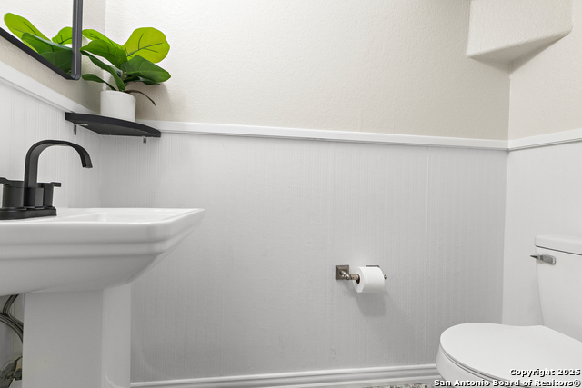 Image 24 of 33 For 3727 Columbia