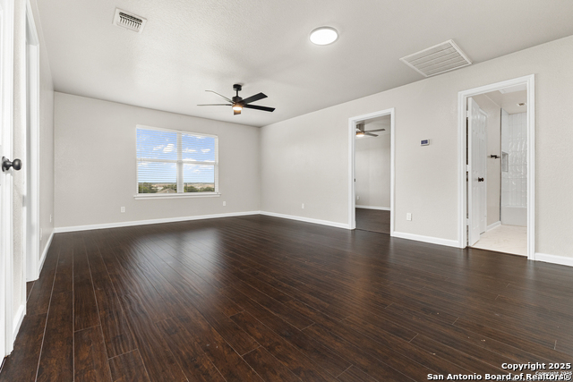 Image 26 of 33 For 3727 Columbia