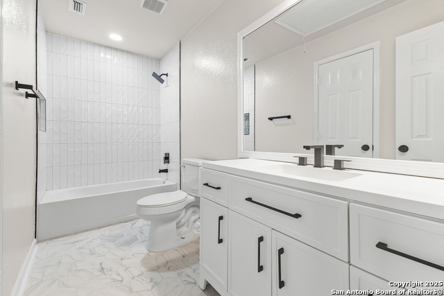 Image 27 of 33 For 3727 Columbia