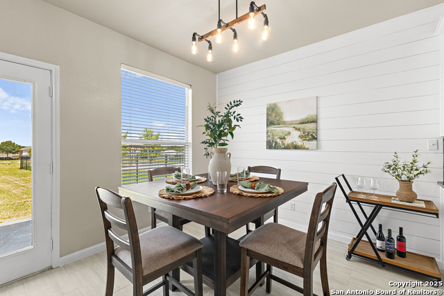 Image 9 of 33 For 3727 Columbia